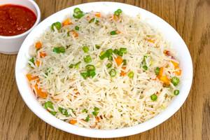 Veg fried rice                                                                                                                                                            