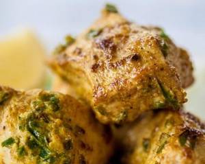 Lahsooni  Mirch Chicken Tikka