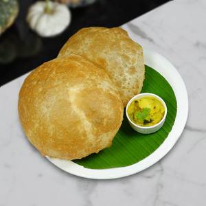 Poori With Aloo Fry