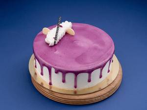 Blackcurrant Cake