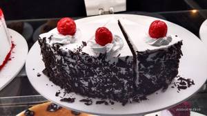 Black Forest Cake (500gm) (egg Less)