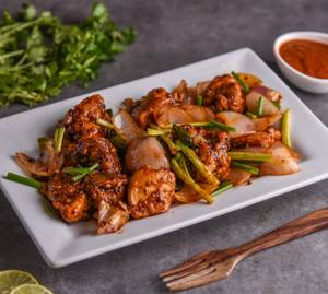 Chicken Chilli Dry (8 Pcs)    