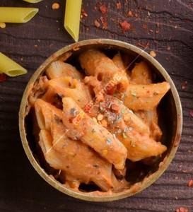 White Sauce Pasta