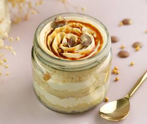 Vanilla Caramel Jar Cake