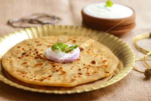 Aloo Pyaz Paratha 