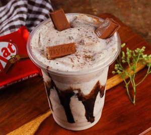 Chocolate Kitkat Shake