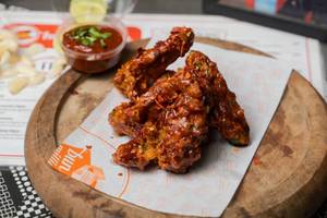 Smokey Hot Chicken Wings