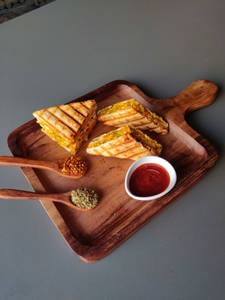 Tandoori Paneer Sandwich [3 Layer]