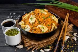 Egg Chilli Garlic Fried Rice Regular(750 Ml)