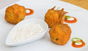 Veg Fried Cocktail Momos