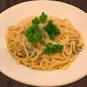 Spaghetti aglio and olio