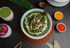 Chicken Saag Wala