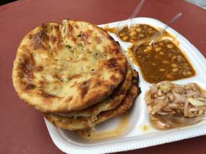 2 Kulcha + 2 Sabji + Raita