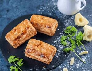 Veg White Sauce Pattice