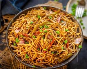 Hakka Noodles