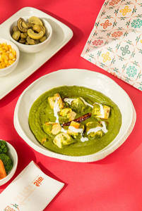 Palak Aapki Pasand [No Onion No Garlic]