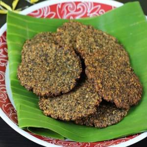 Dhal Pepper Nippat/tirupathi Vada Style Nippat