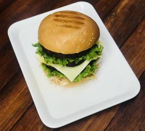 Chicken xxx Cheese Burger