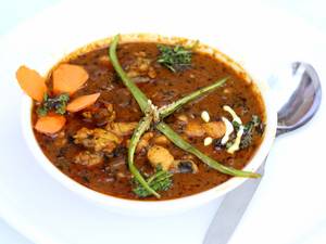 Andhra Chicken Curry ( Bone  Less )