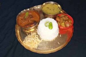 Ruhi thali