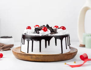 Black forest classic cakes