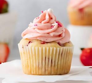 Strawberry Cup Cake [2 Pieces]