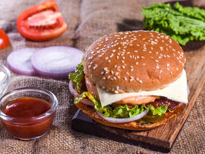 Paneer Chilli Lava Burger
