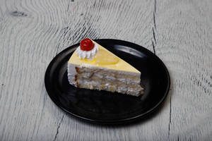 Pineapple pastry