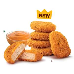 (6Pc) Crunchy Chicken Nuggets + 1 Dip.