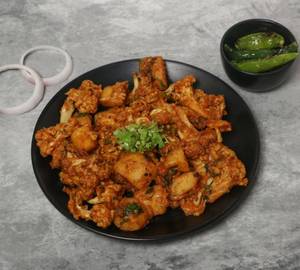 Gobhi Aalu ( Dry ) 