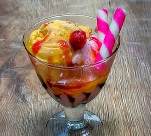 A Healthy Goodness Sundae