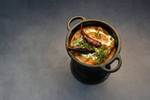 Dal Kolhapuri