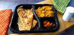 Plain Paratha With Panner Masala