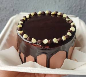 Chocolate bento cake         