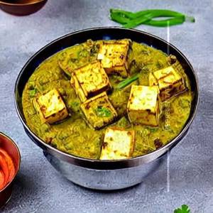 Mattar Paneer 