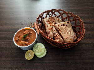 2 Whole Wheat Paratha/chapathi With Chicken Curry
