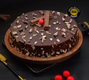 Chocolate Kitkat Premium Cake