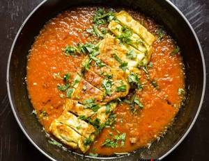 Egg Omlete Curry With Alu