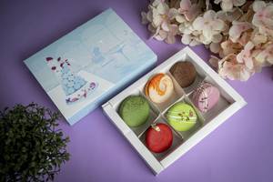 Assorted Macaron Box (6 Pcs)