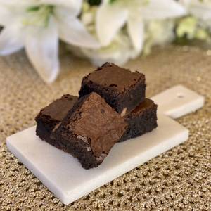 Double Chocolate Brownies ( Egg ) -4pcs