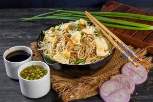 Non-veg Hakka Noodles Large