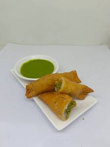 Alu Palak Roll 