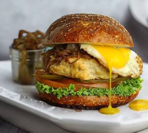 Spicy Masala Egg Burger