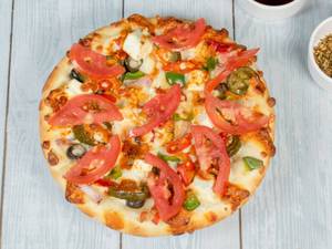 Tandoori tomato pizza