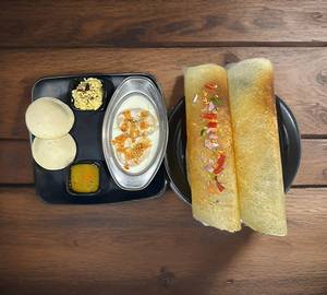 Mysore masala Dosa (1 pc) + Plain Dosa (1 pc) + Dahi vada (2 pcs) + Idly (2 pcs)