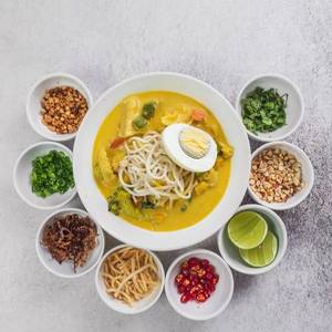 Chicken Khao Suey
