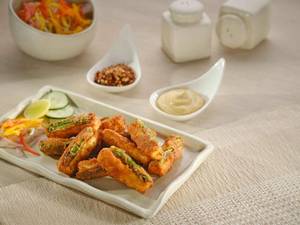 Andhra Chilli Paneer Fry