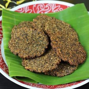Special Pepper Nippattu (200 Gms)