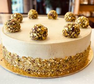 PISTACHIO BROWN BUTTER CAKE