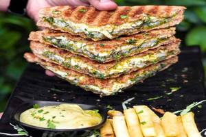 Spicy Mint Potato Sandwich